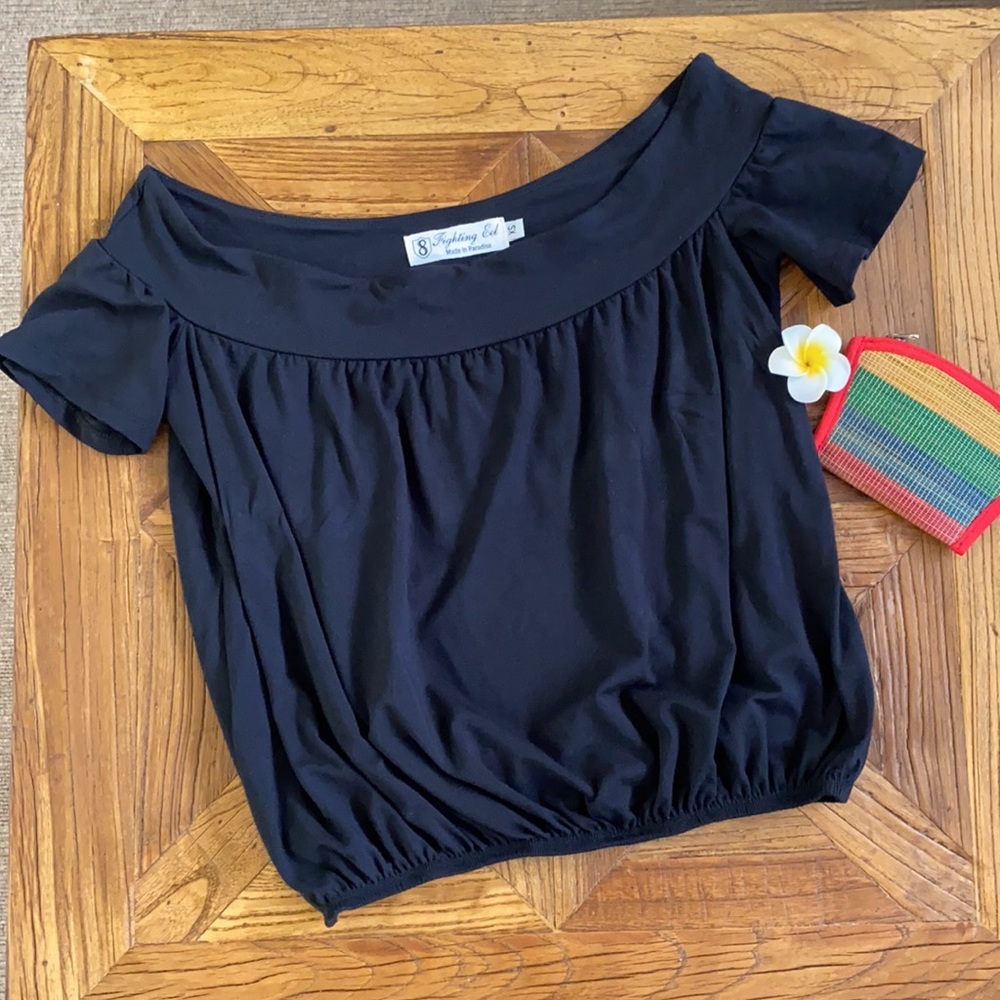 Fighting Eel Off Shoulder Black Top XS